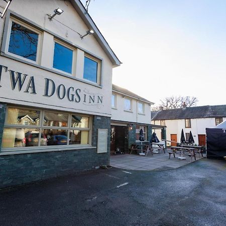 Twa Dogs Inn Кесвик Экстерьер фото